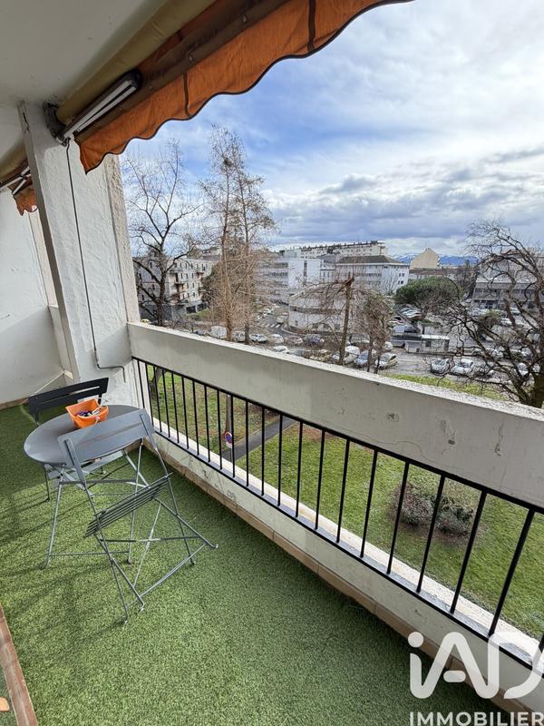 Appartement - 114 m² - 6 pièces
