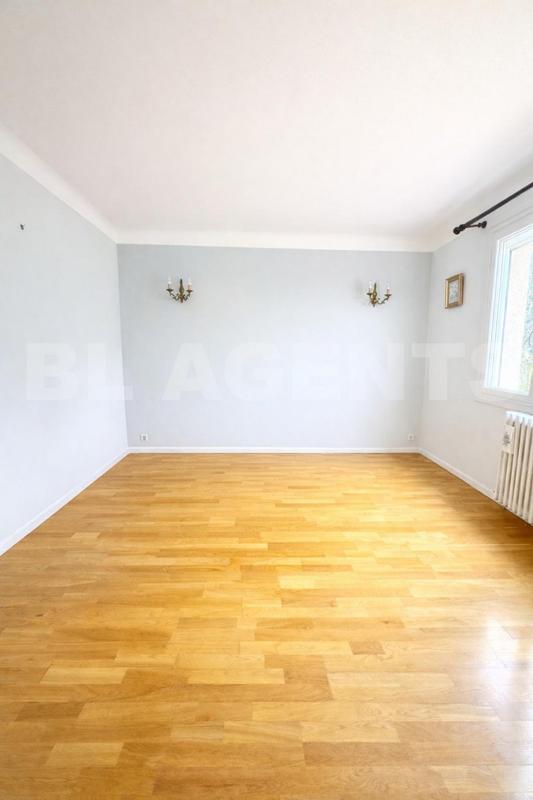 Maison traditionnelle - 90 m² - 4 pièces