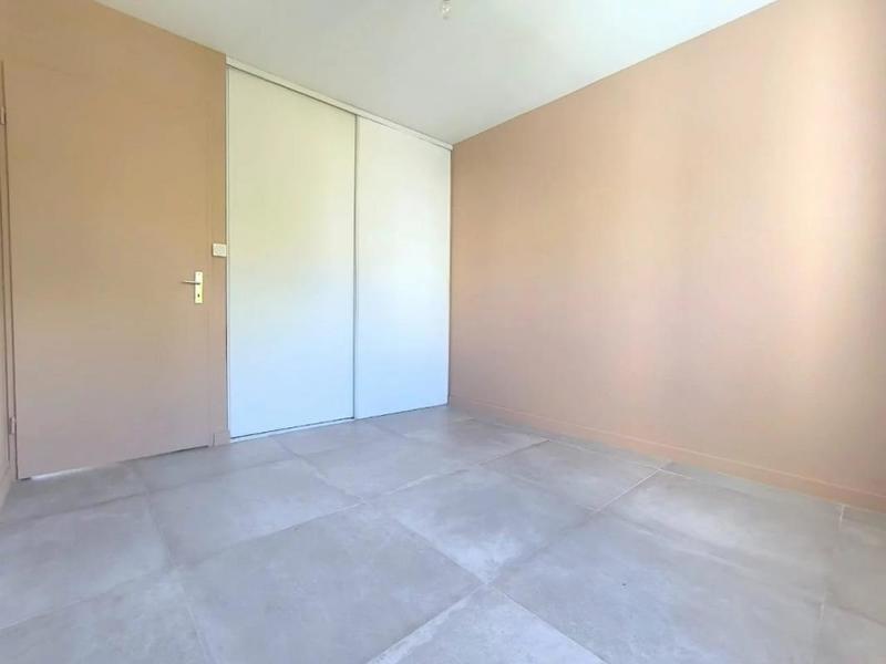 Duplex - 90 m² - 5 pièces