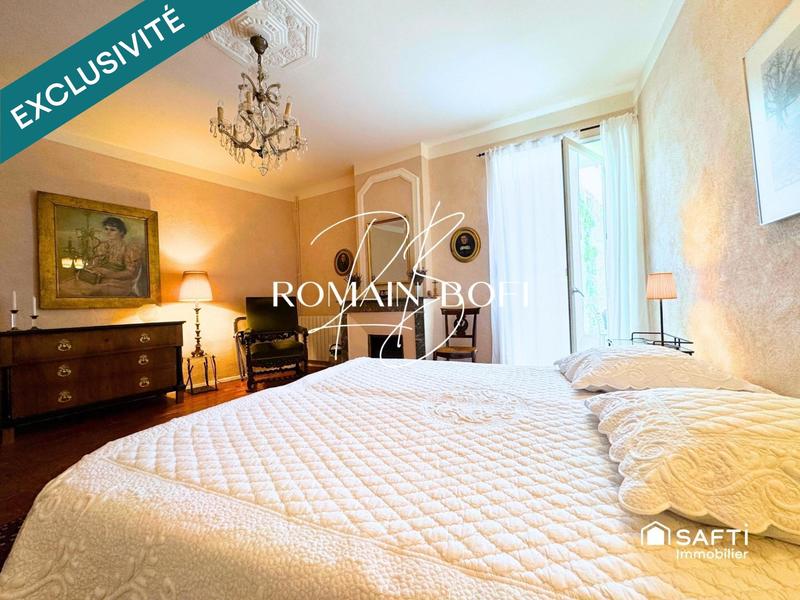 Maison - 204 m² - 6 pièces