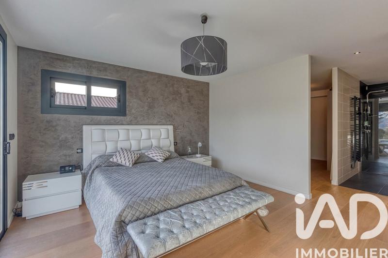 Maison de maîtres - 280 m² - 6 pièces