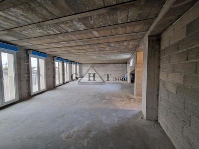 Entrepôt - 1 780 m²