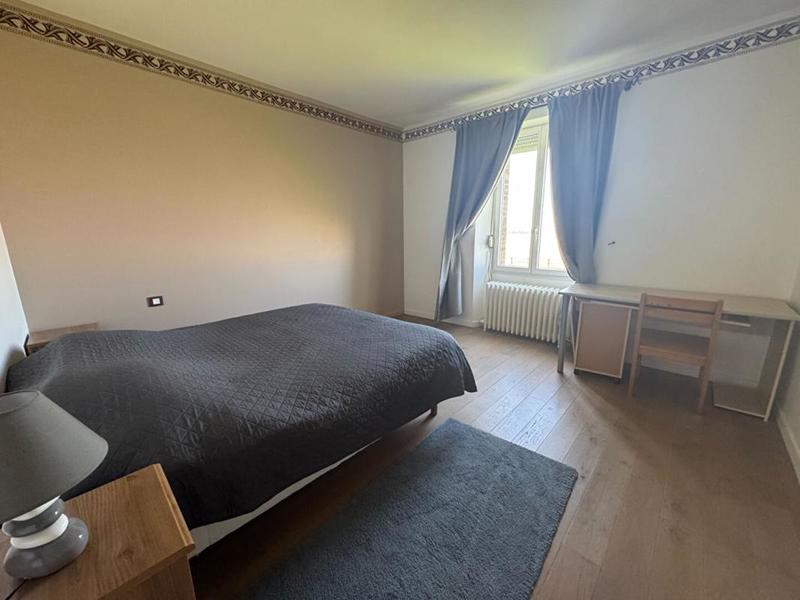 Corps de ferme - 250 m² - 7 pièces