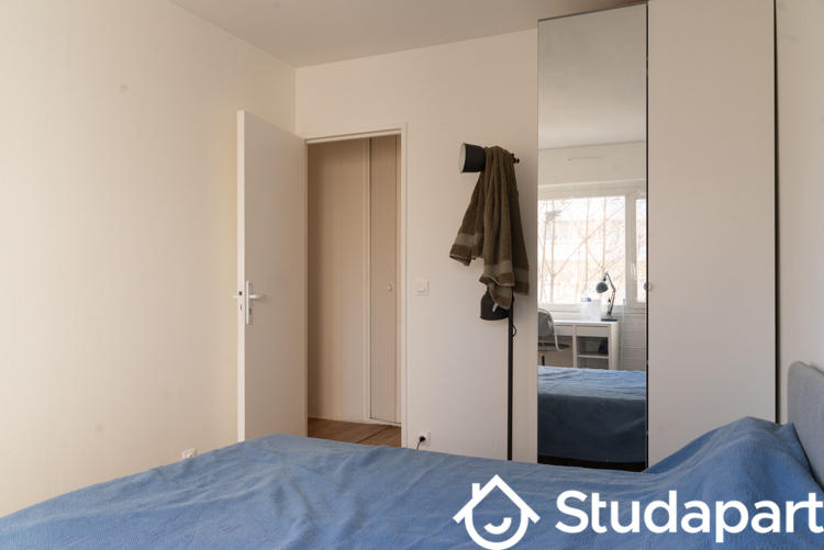 Chambre - 10 m² - 1 pièce