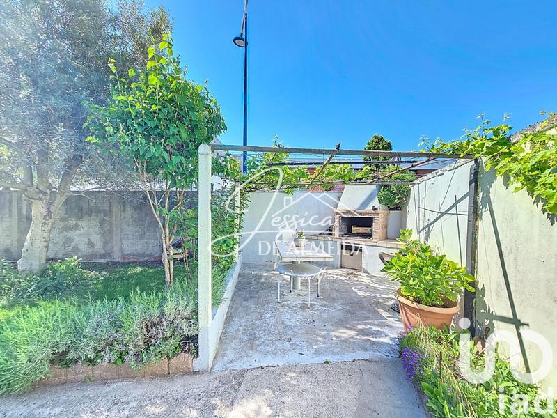 Maison - 94 m² - 5 pièces