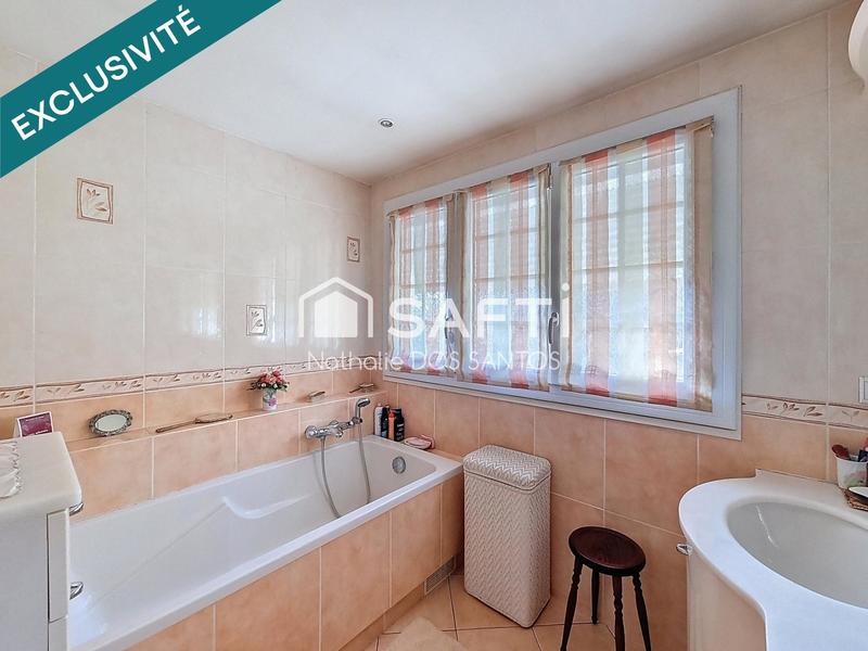 Maison - 96 m² - 4 pièces