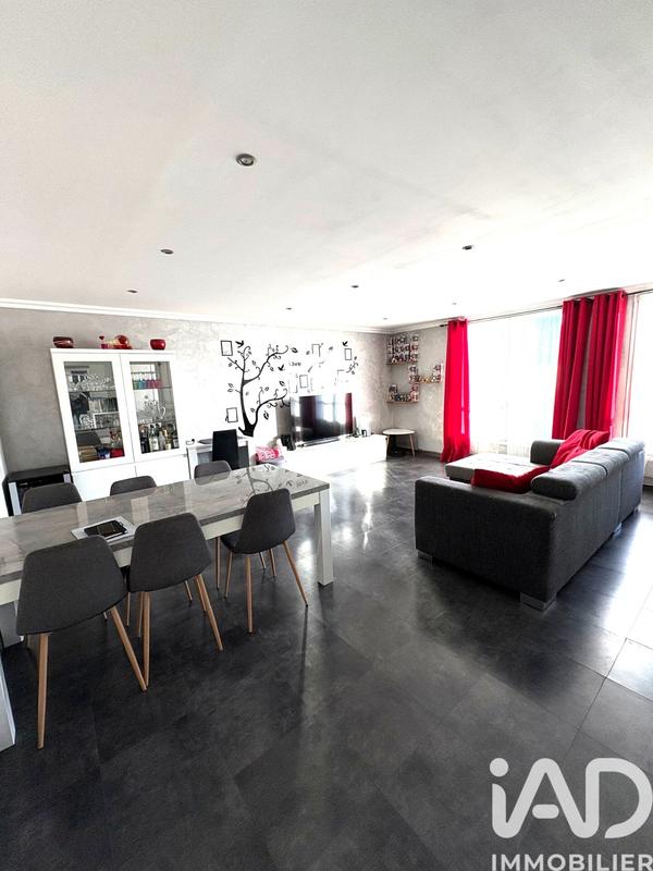 Appartement - 94 m² - 4 pièces