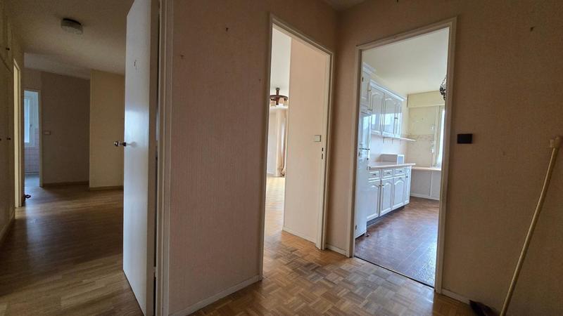 Appartement - 104 m² - 4 pièces