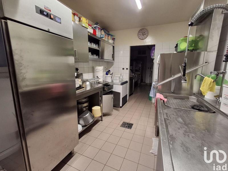 Local commercial - 209 m²