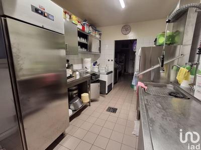 Local commercial - 209 m²