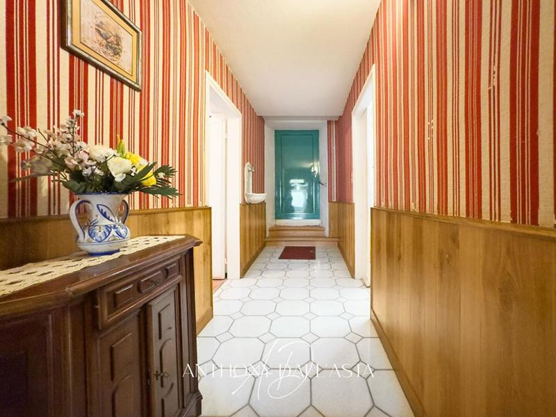 Maison - 207 m² - 6 pièces