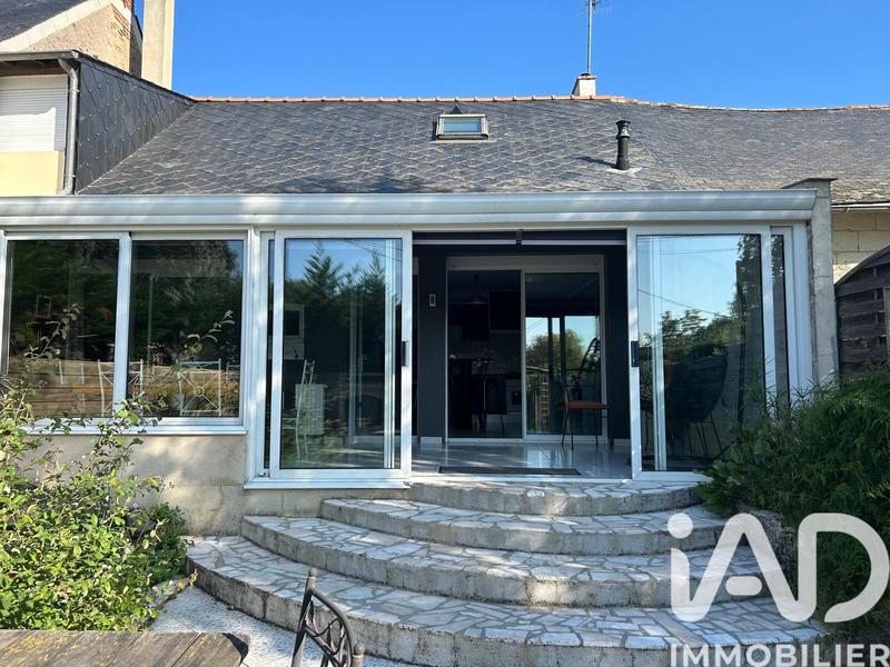 Maison - 95 m² - 5 pièces