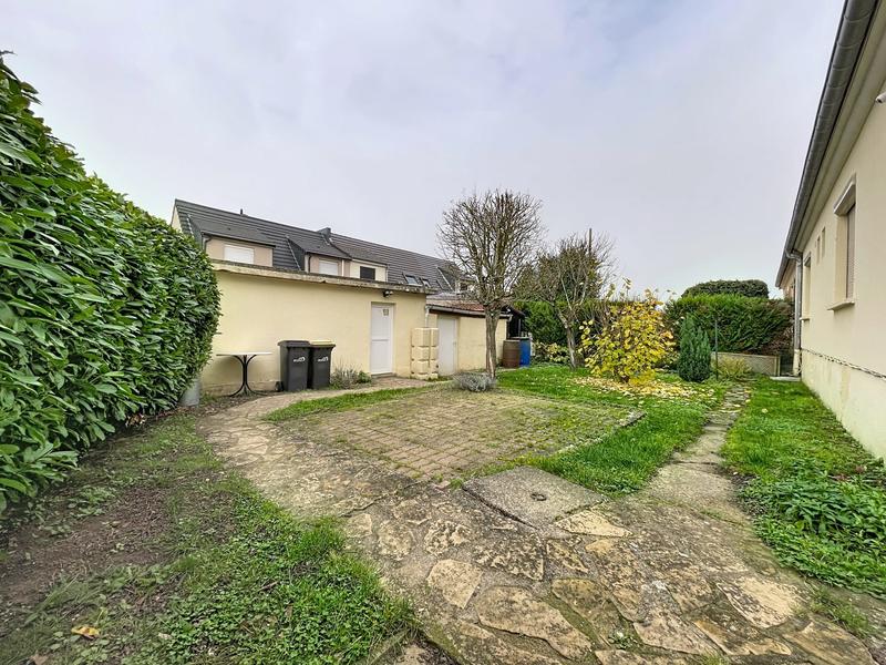 Maison - 82 m² - 5 pièces