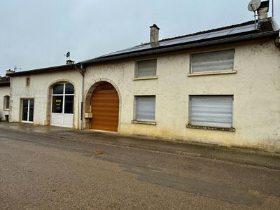 Maison - 185 m² - 9 pièces