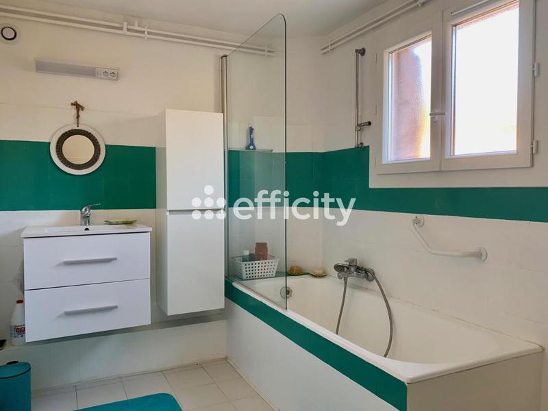 Maison - 169 m² - 6 pièces