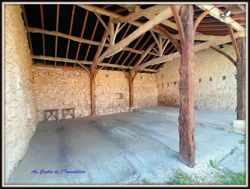 Maison - 228 m² - 4 pièces