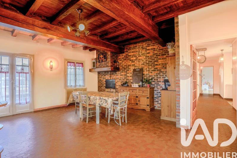 Maison - 200 m² - 6 pièces