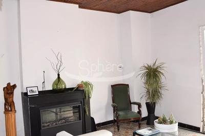 Maison - 248 m² - 10 pièces