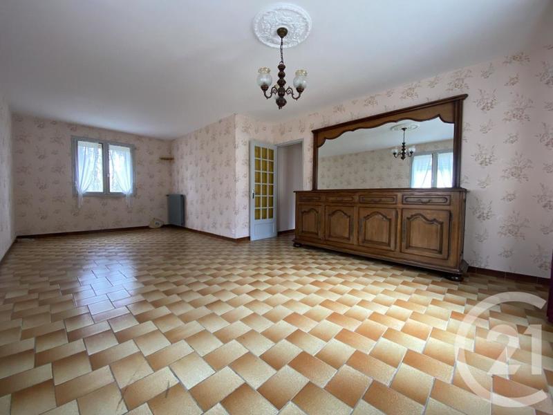 Maison - 92 m² - 4 pièces