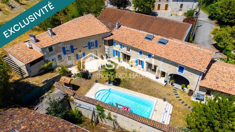 Maison - 228 m² - 6 pièces