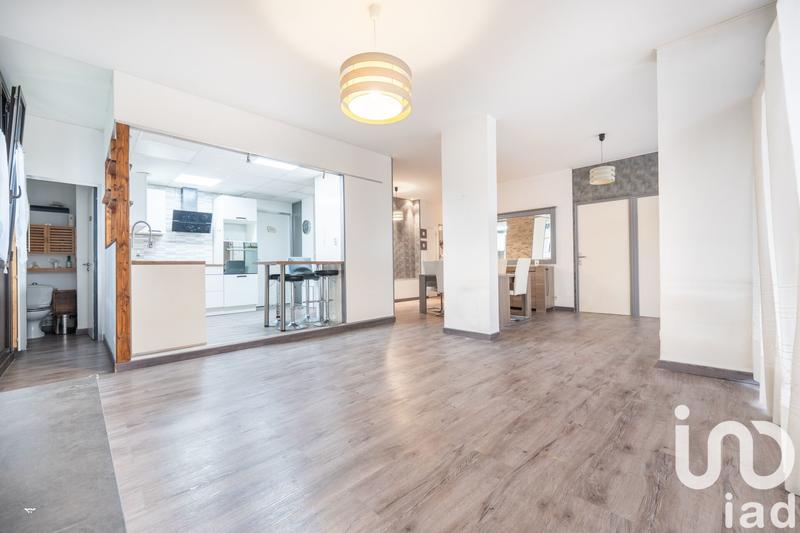 Appartement - 99 m² - 4 pièces