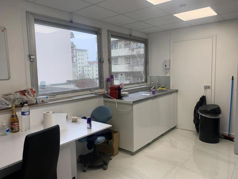 Bureau - 17 m² - 1 pièce