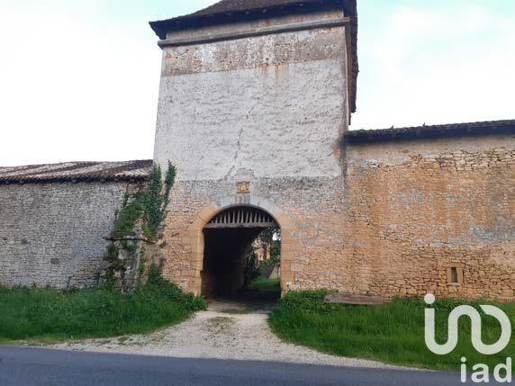 Maison - 650 m² - 15 pièces