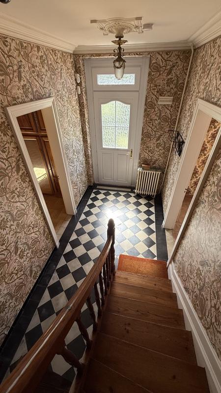 Maison - 197 m² - 7 pièces