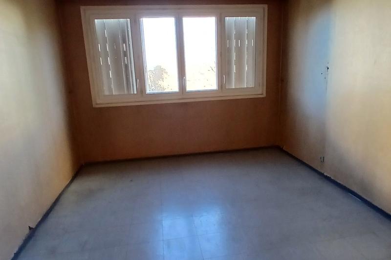 Appartement - 92 m² - 5 pièces