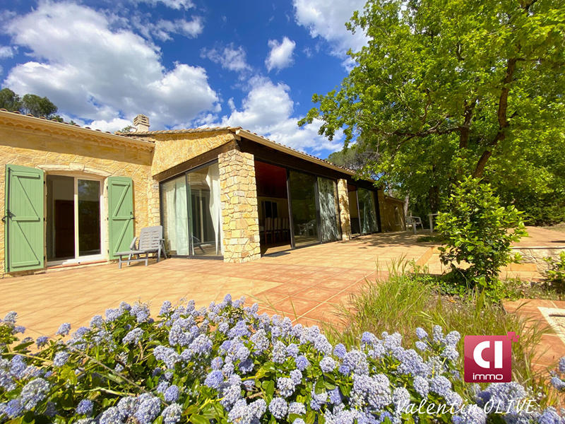 Maison - 185 m² - 7 pièces