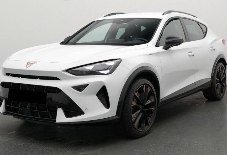 Cupra Formentor Vz 272 Hybride Rechargeable / Matrix Led Attache Remorque Regulateur de Distance Sennheiser Coffre Elec Sieges