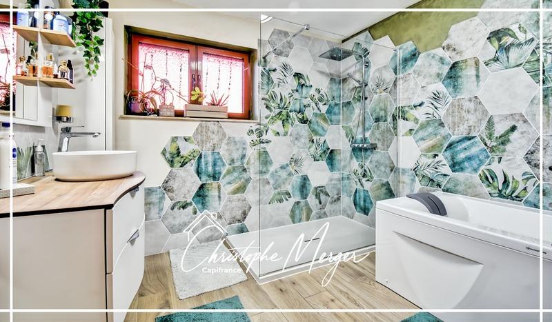 Maison - 220 m² - 6 pièces