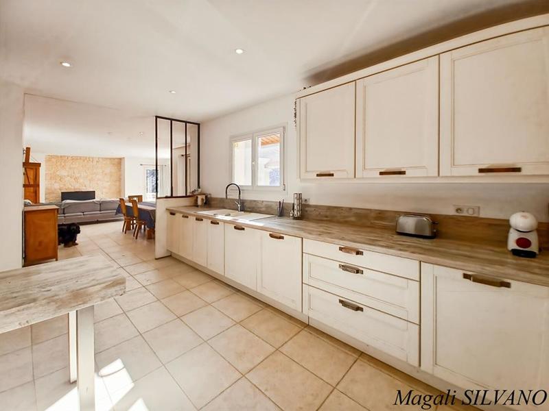 Villa - 160 m² - 5 pièces