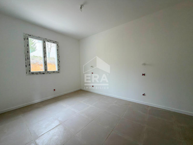 Maison - 99 m² - 4 pièces