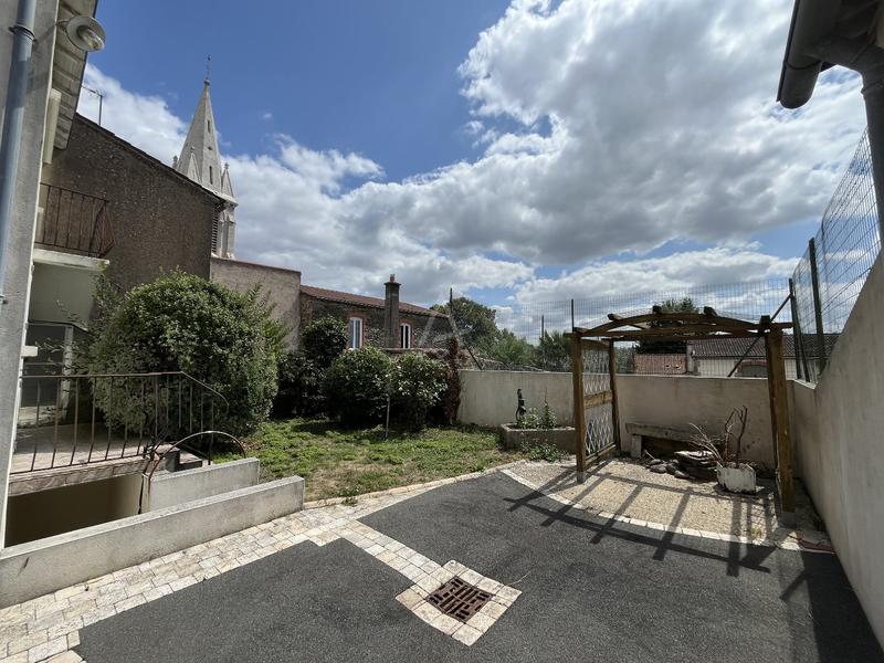 Maison - 195 m² - 7 pièces