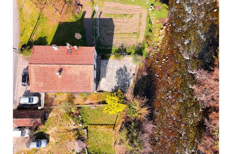 Maison - 178 m² - 10 pièces