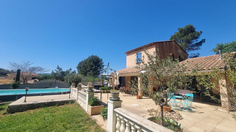 Villa - 127 m² - 5 pièces