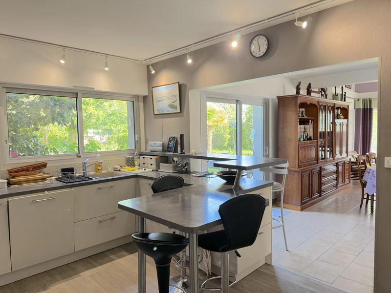 Maison - 143 m² - 6 pièces