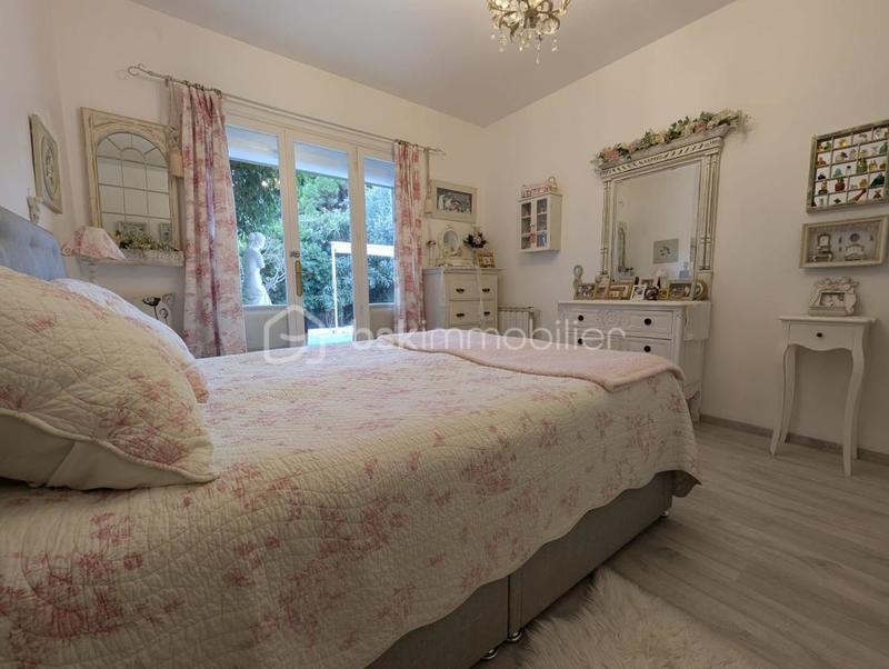 Propriété - 170 m² - 5 pièces