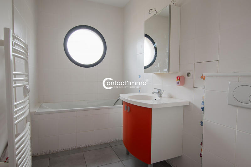 Maison - 150 m² - 4 pièces