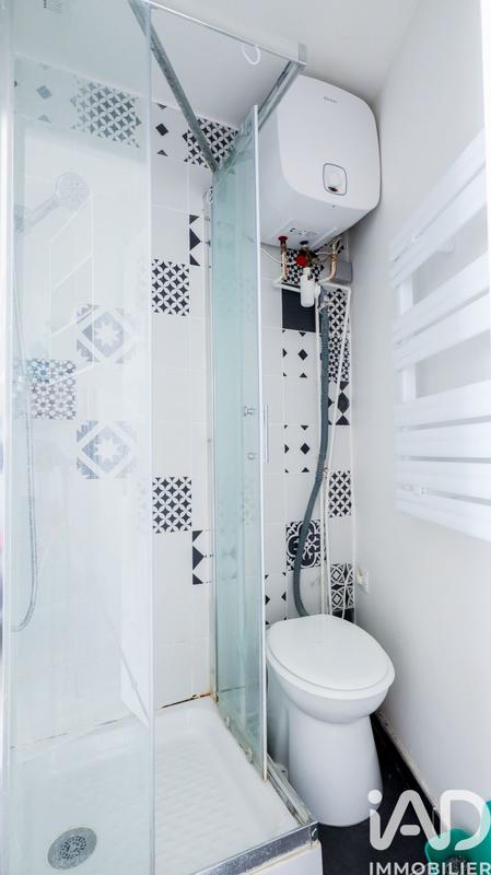 Studio - 9 m² - 1 pièce