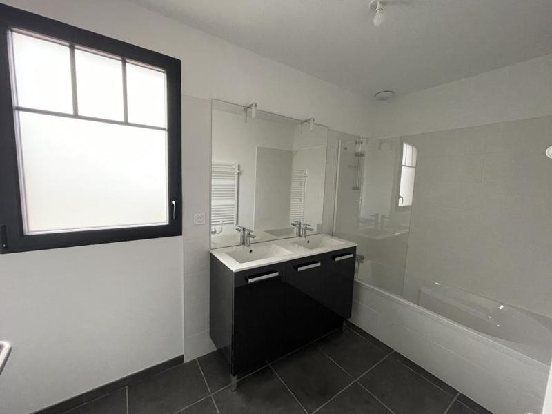 Maison - 114 m² - 6 pièces