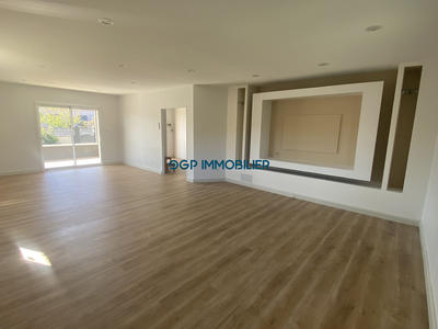 Maison - 140 m² - 4 pièces