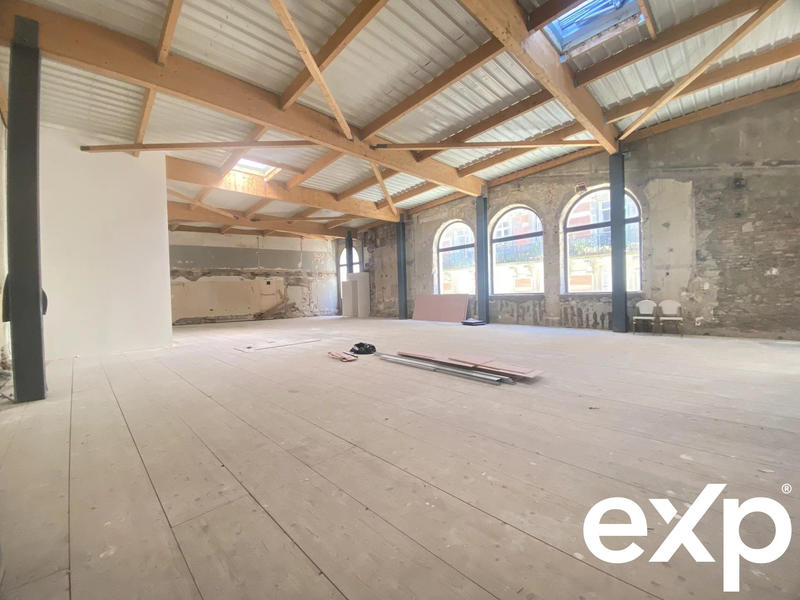 Fonds de commerce - Magasins - 246 m²