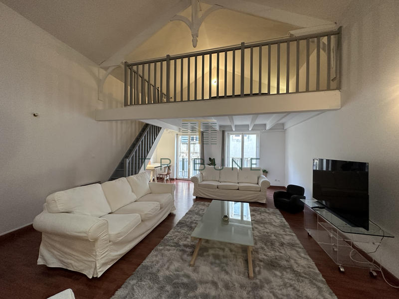 Appartement - 150 m² - 4 pièces