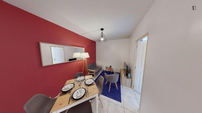 Chambre - 13 m² - 4 pièces