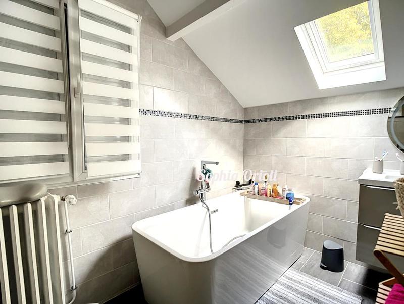 Maison - 125 m² - 5 pièces