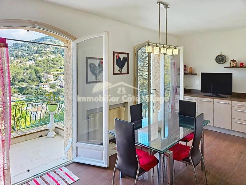 Villa - 276 m² - 8 pièces