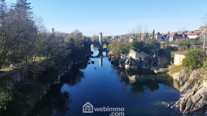 Maison - 310 m² - 10 pièces