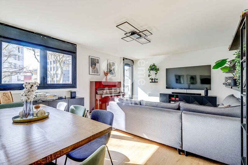 Appartement - 77 m² - 3 pièces